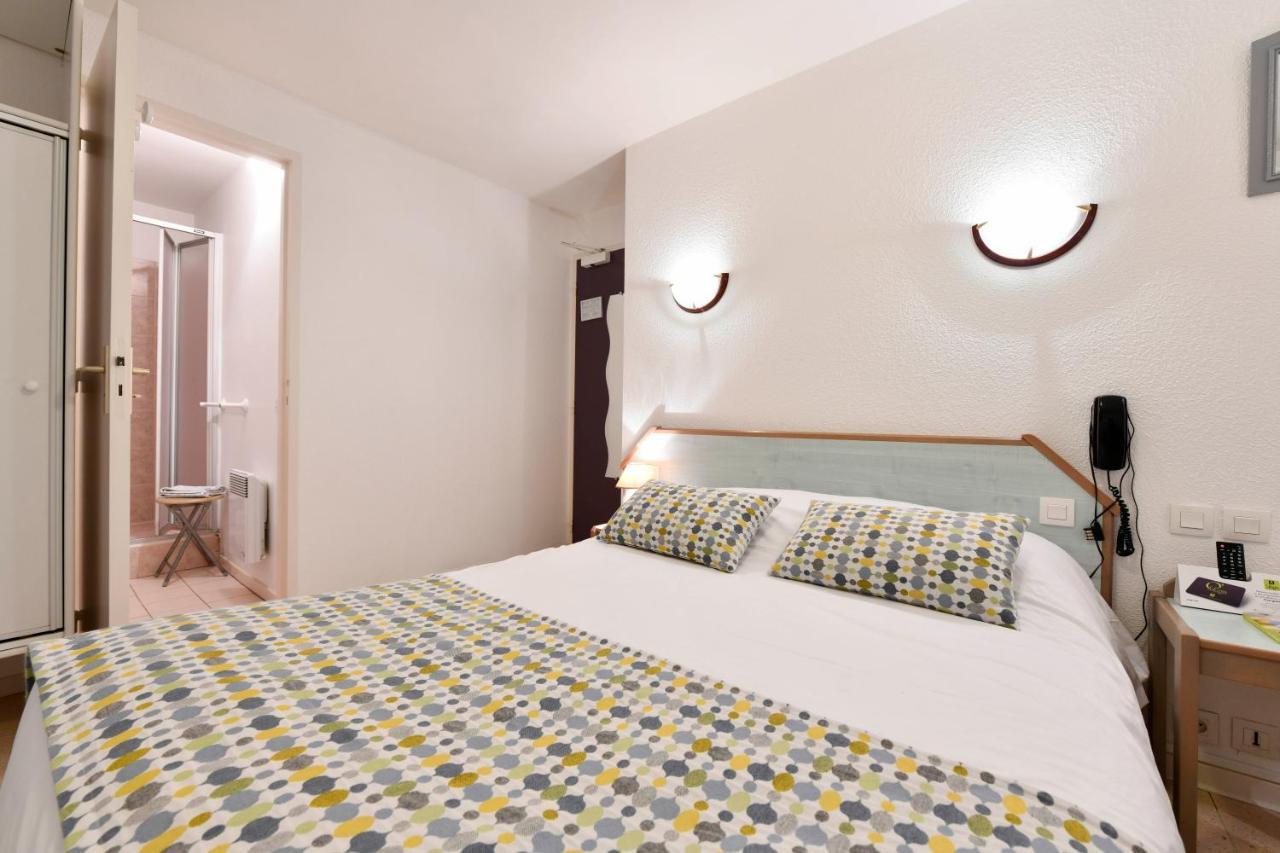 Hotel Logis Chez Germaine Geüs-d'Oloron Esterno foto