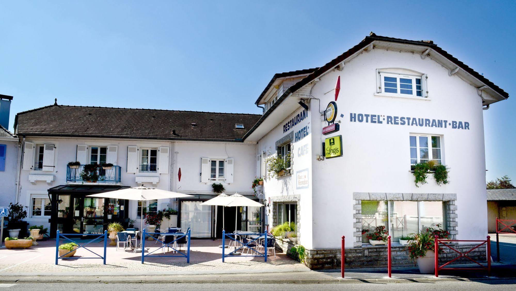 Hotel Logis Chez Germaine Geüs-d'Oloron Esterno foto